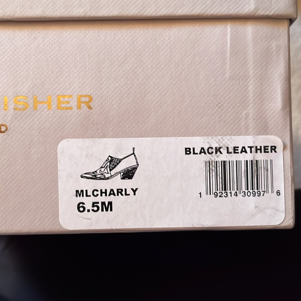 Nib Marc Fisher sz 6.5 black leather bootie - Picture 6 of 6